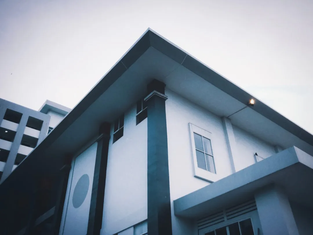湖南节能建筑选材指南:岩棉板与玻璃棉保温性能对比分析